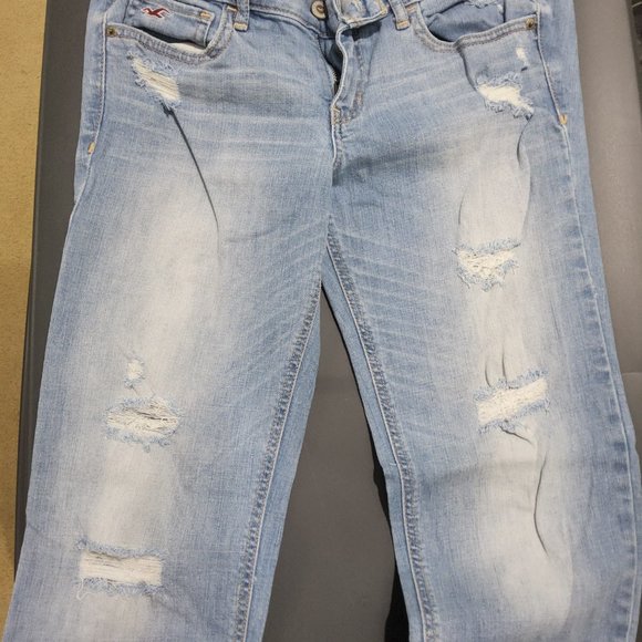 Hollister Jeans - Picture 3 of 3